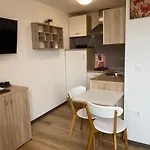 Apartma Golovec